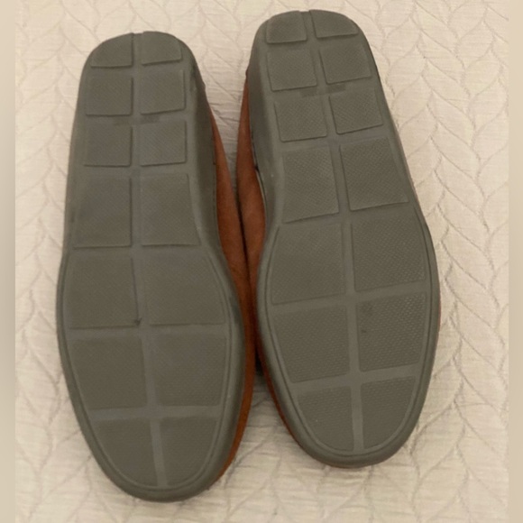 Men’s Leather House Shoes - Picture 2 of 4